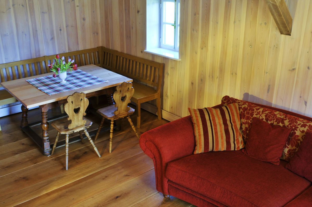 innenansicht_gemuetliche-ferienwohnung-fichtelgebirge-bayern_natur-urlaub_04